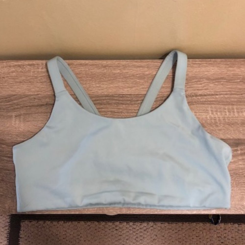 Girlfriend Collective Lou Bra in Pond - L